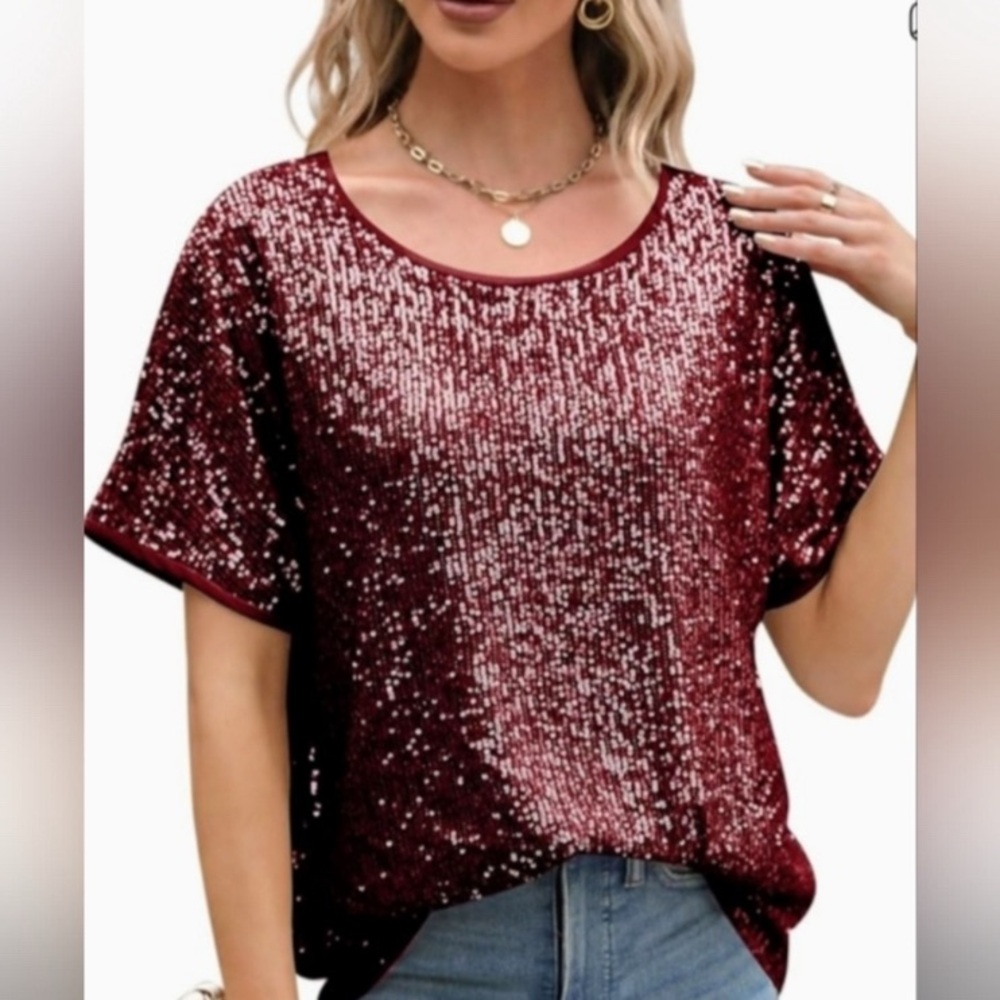 Cable & Gauge Burgundy Sequin Short Sleeve Top